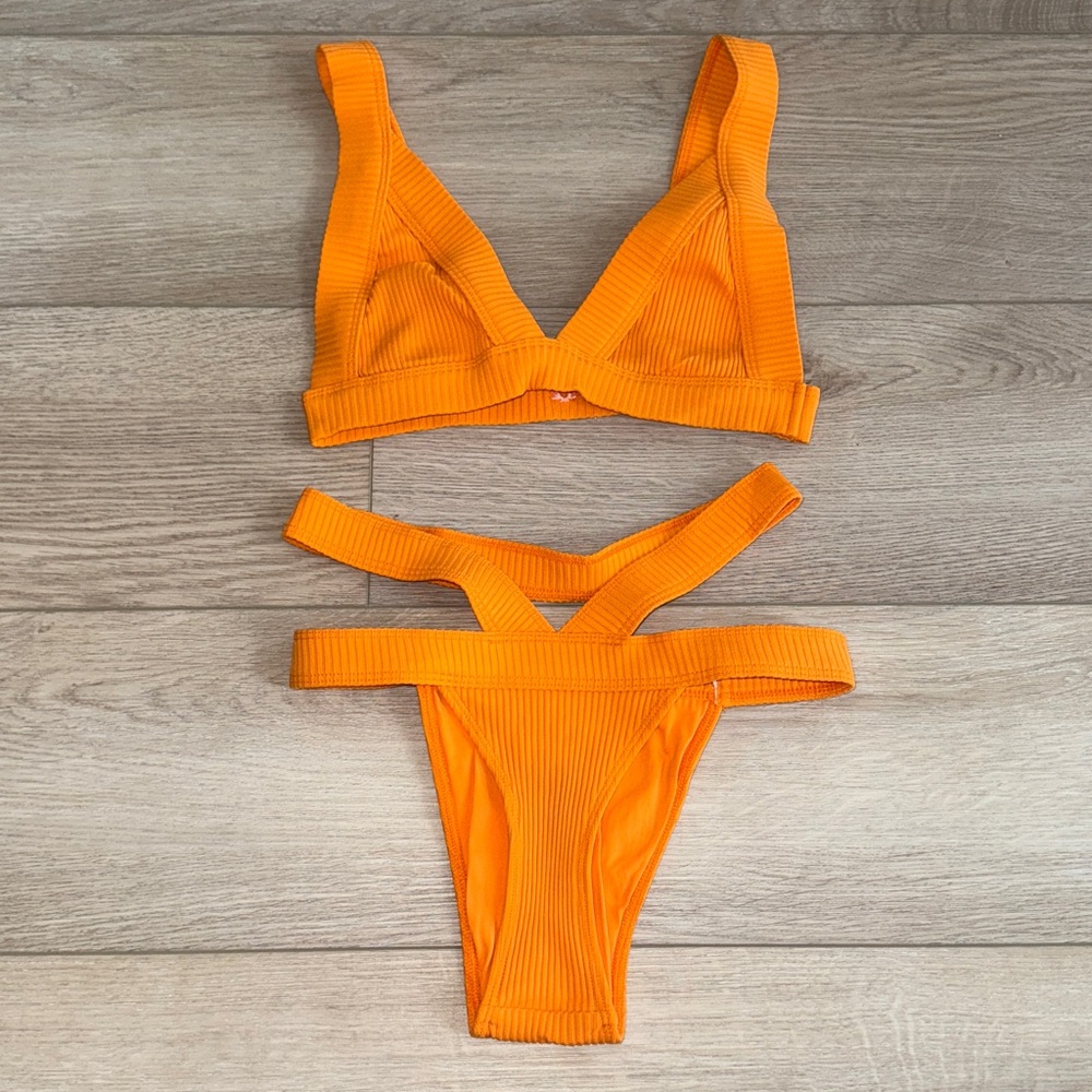 Minimale Animale Ribbed Bikini - Picture 2 of 8